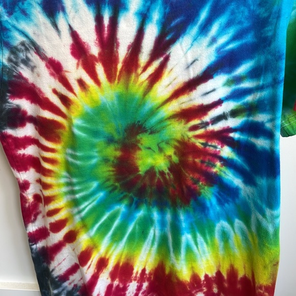 Custom rainbow tie dyed T-Shirt size L - Picture 4 of 9